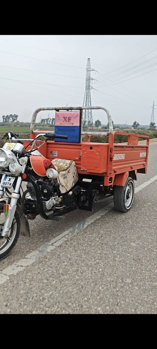 سلام عليكم شباب ستوته للبيع اوراق بسمي موديل 23 ستوته مكفوله من كلشي المكينه برغي مامفتوحه بيه نضيفه مكاني البصرة قضاء المدينه السعر خاص ول شراي بخدمته رقم الهاتف ***********
