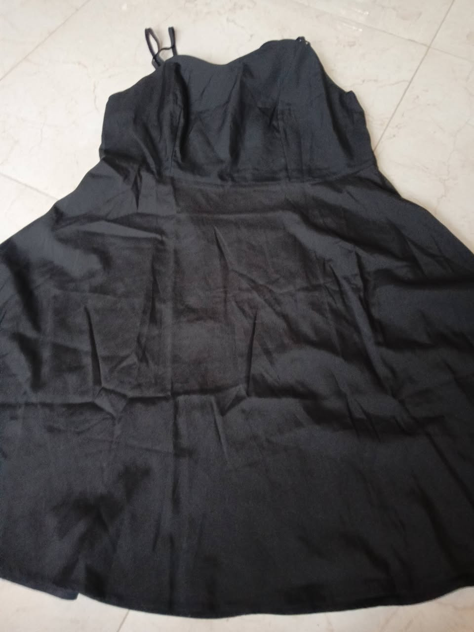 شلعه ملابس شي أن 25 قطعه ب 50 الف الي تفيده يراسلني تطلع القطعه الفين دينار فقط عليك هذا نموذج منهن


**إذا كنت صاحب هذا الإعلان وتريد حذفه لأي سبب، رجاءا أرسل رسالة إلى الدعم الفني**