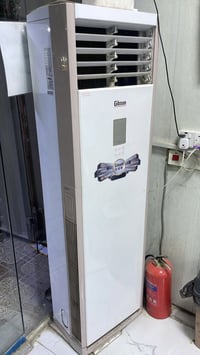 سبلت 2طن ستعمال قليل جبسون مكاني بغداد 07707700509. سعر 450عل فحص شرط