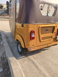 2022/12محسوبه عل 23 تكتك نضيفه مشروع وطني  سعر7900 ب بلاش  مكان بغداد ...