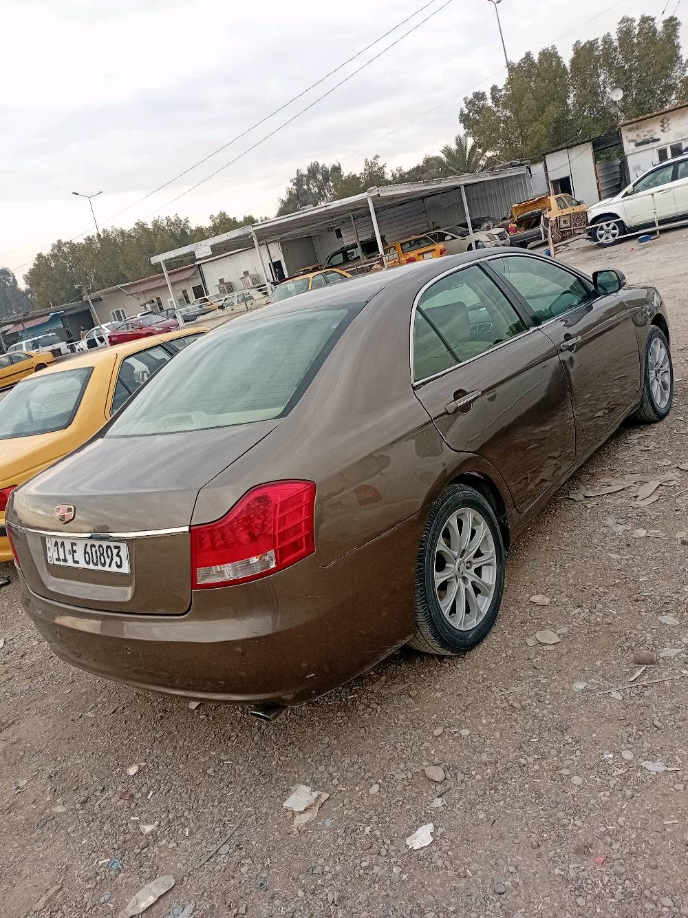 امكراند موديل ١٤ سياره محرك جديد تبريد مصبوغه بدون حادث سياره مال جني كله شغال 