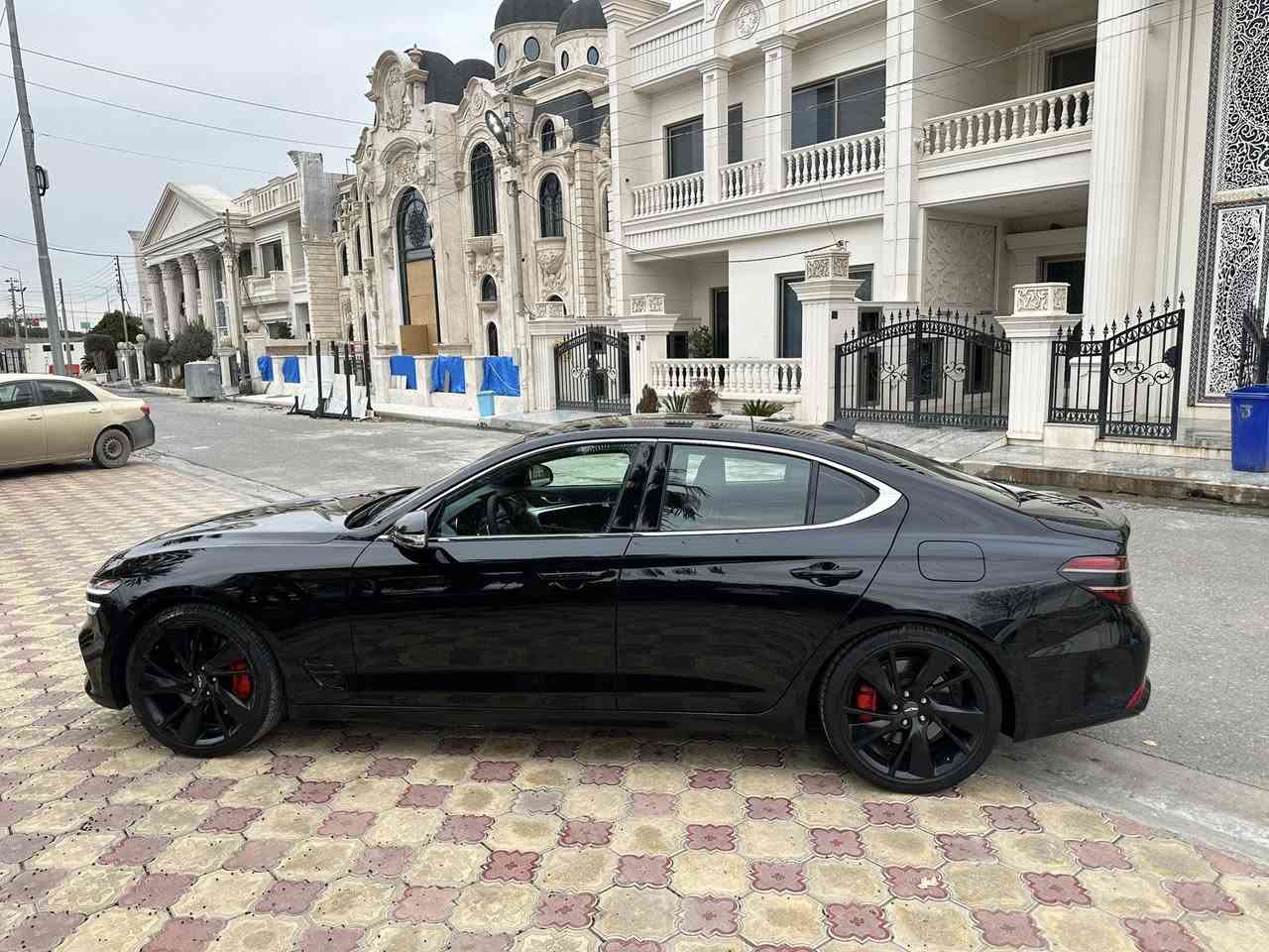 سلام عليكم اخوان
❤️‍🔥للبيع❤️‍🔥

💥جينيسس جي ٧٠ 💥

موديل// ٢٠٢٢           

ماشي 47 الف 

حجم محرك// ٦ سلندر  مكينة ٣.٣ توين توربو🚀 

💰سعر سيارة 238  وبيها مجال بسيط الشراي 

 💯 سونار موجود مال سيارة

📍مكان سيارة// اربيل 

مواصفات ⬇️

پانوراما

كامرة 

رادار ٣٦٠ درجة(امامي + خلفي + مراية)

كشنات بقلاوة + سقف شامو الكنتارة

حساسات امامي + خلفي

كشنات تدفئة + تبريد

‏ Key Card موجود 

ستيرن هيتر

تشغيل عن بعد

صندوك ذكي

٥ وضعية قيادة (Costum-Eco-Sport-Comfort-Smart)

سيستم سماعات Lexicon

‏ Auto Hold 

بريك كهربائي

شحن وايرلس

بعد بيها مواصفات هواية 

 الضرر جاملغ سايق صبغ وطرف البنيد شويه صبغ بدون دواخل ايرباك سكان وبرده راجع سستم 
سيارة اكسل دفع خلفي. اتونسس

رقم هاتف ***********
