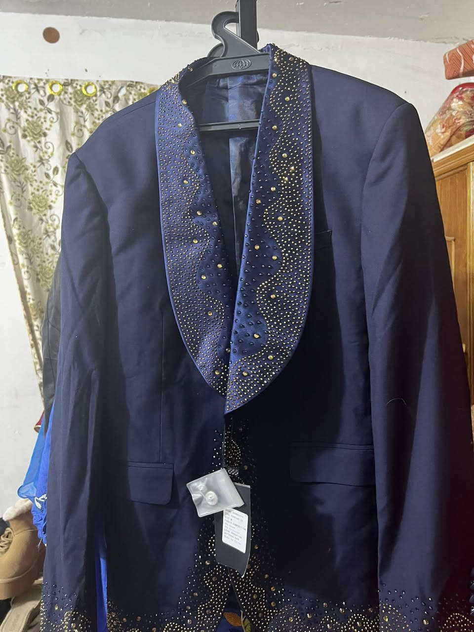 ملابس للبيع رخيصة


**إذا كنت صاحب هذا الإعلان وتريد حذفه لأي سبب، رجاءا أرسل رسالة إلى الدعم الفني**