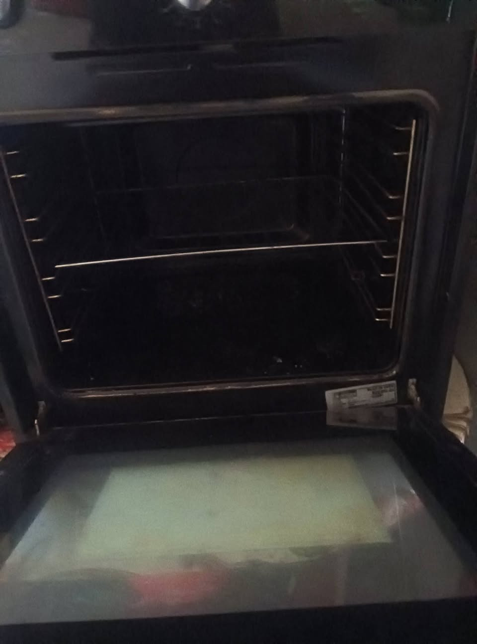 سلام عليكم هذا فرن مال كيك شوي اي شي كهربائي وسعر خاص شغال مابي اي ضررر***********
