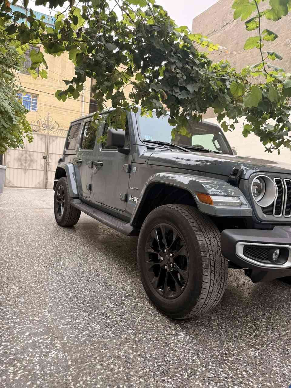 اسلام عليكم
البيع السياره اكلين بدون صبغ 
موديل 24هايبرد 
ماشيه 19 
بسمي المنفيس بعده بدون رقم دخول جديد 
رقم الهاتف *********** 
العنوان بغداد الدوره
