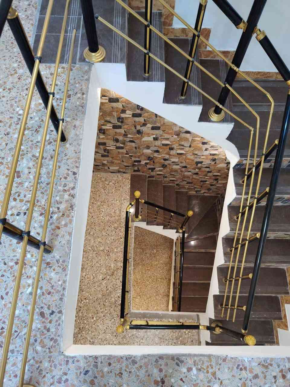 بيت ٣ غرف يم كنيسه مار،يوسف سعر مليون كراده،اتصال ***********
