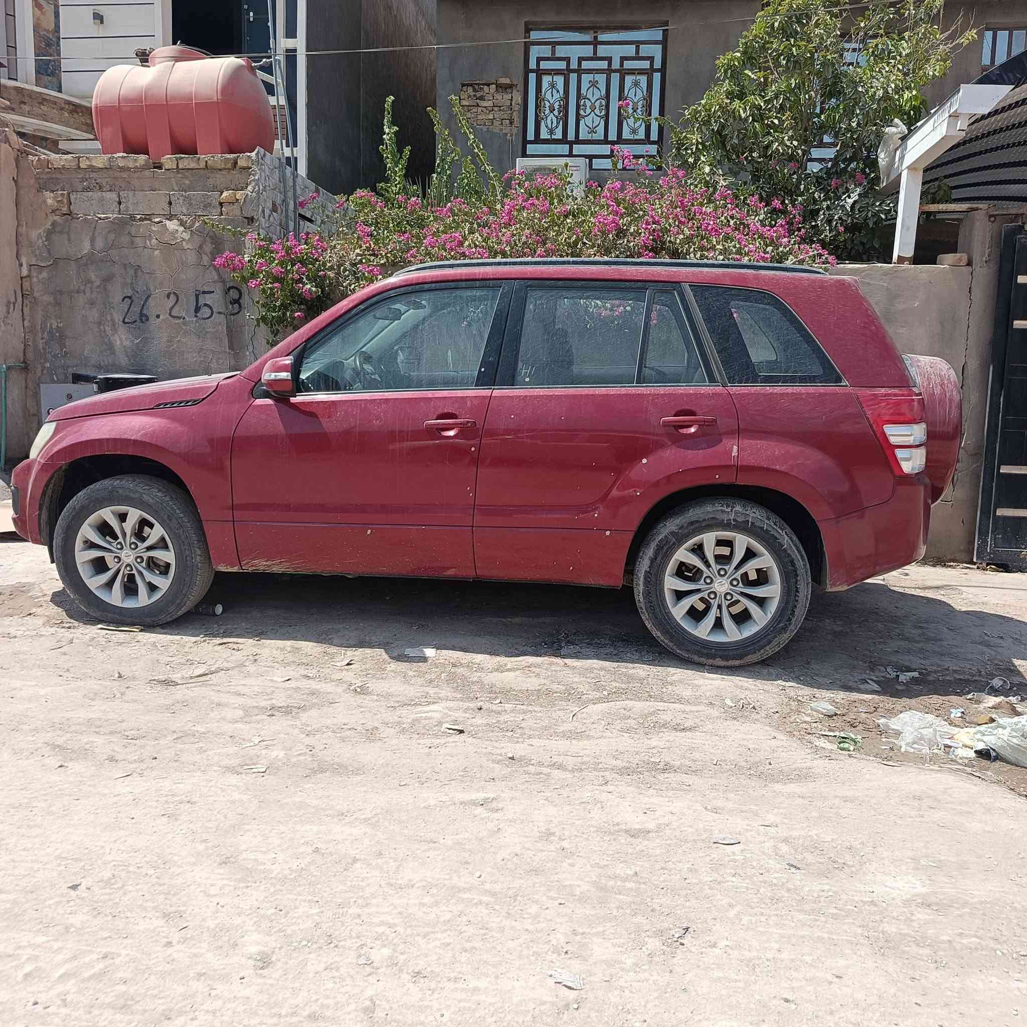 سياره ساسوزكي
موديل ٢٠١٤ سعر ٩٠
سياره باسمي
الون ماروني
محرك ٢٤٠٠ بدون مراوس
مكفول محرك كير تبريد كلشي فيها شغال بصمه 
اي نقص لايوجد 
سنويه ٢٠٣٠
موجوده في بابل  يتصل على الرقم ***********
