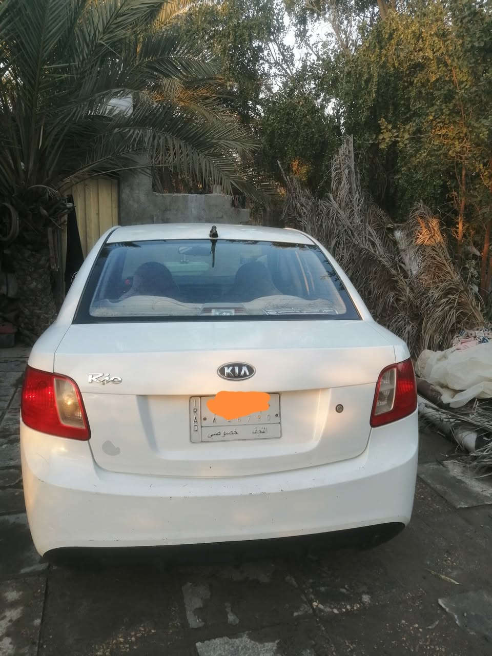 السلام عليكم سيارة للبيع----
كية ريو لون ابيض 2012 داخلة هزة رقم نجف گير محرك جديد مشروطات كهربائيات كلها شغالة تخم تاير والگشر كدام العين بيه فقط جاملغ امامي وملاحضات بسيطة موضح بالصورة
سنوية لحد 2029 مكاني النجف السعر75ورقة وبيه مجال
***********
