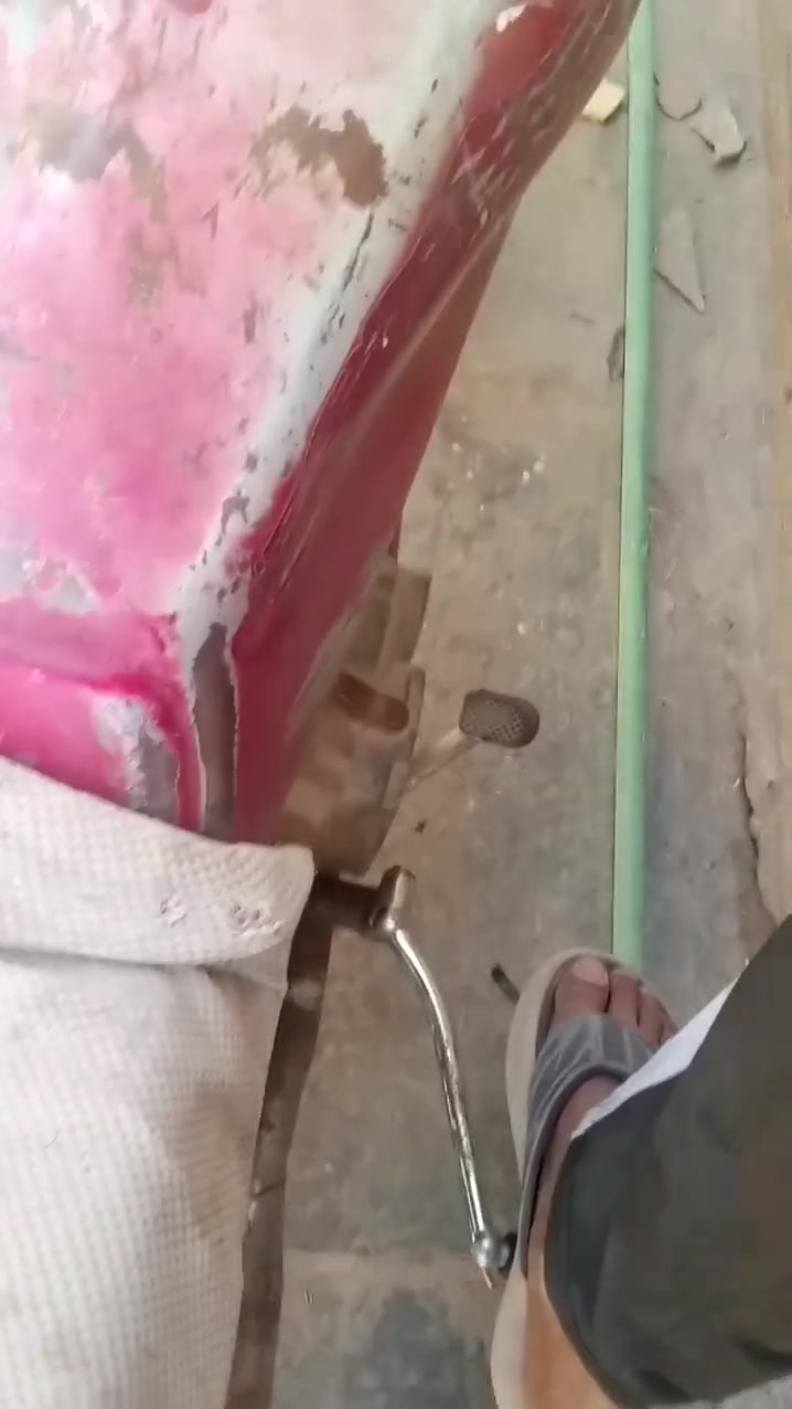 سلام عليكم دراجه فيوم
دراجه شغال ومن اول هندر تشتغل سلف بس عوزه شخاطه 
الدراجه بيع ومراوس شعندك نزل


**إذا كنت صاحب هذا الإعلان وتريد حذفه لأي سبب، رجاءا أرسل رسالة إلى الدعم الفني**
