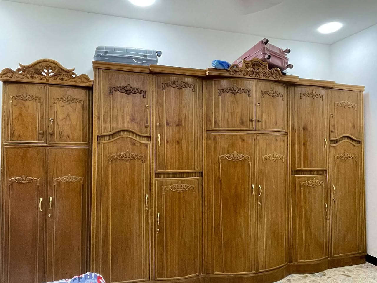 غرفه نوم نجاره للبيع 800 وبيها مجال المكان الصابيات ‏‪***********‬‏
