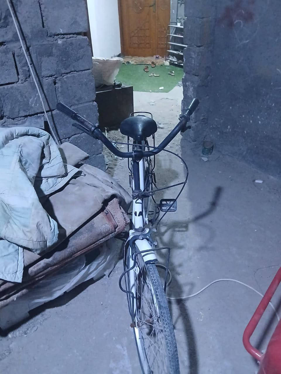 سلام عليكم باسكل سياحي للبيع سعر 100 عنوان بصره ابو خصيب
***********
