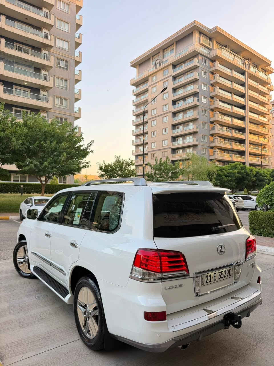 ‎‏Lexus LX sport  85,000 KM  2014
‎🔹لكزس 2014     (بریم) LX 570

‎🔹 مكفولة كفالة عامة من الدعامية إلى الدعامية 
‎بدون بارد  ،بدون رصعات ،بدون حتى شخط🔹
‎دعاميات هم بدون صبغ ،رمل مابي ،بقية كلها بشرط

‎🔹 داخل مشمش  بسمطين + +سماعة بيادي مجوود 
‎🔹 ماشيه 85 ألف 

‎        سعر 428$📞*********** ره قم موبيل    

‎ فول فول المواصفات 🔹
‎ بصمة➕ الانزلاق➕ورقة البيانات➕شغال كشن جلد و هيلتر 
‎الاحتلال➕راس ديفيد➕ 5 كاميرات  ➕ثلاجة➕زينون، جلد جاف  تدفئة شفط التبريد خزينة➕هواء مزدوج➕نظام ايكو سبورت,➕حساسية الديك المؤخرة  مرايات➕الفتحة➕باب خلفي جك➕رادار إمامي

‎محرك كير بشرط مامفتوح 🔹
‎سيارة حيل نظيفة كلشي عل بلاد لوك
‎سنوية زنكة كلشي جديد مدفوع لـ2029
‎باسمي السنوية بشرط تحويل و خرامة 
‎سيارة مابيـها دينار مصرف كامل من كل نواحي

‎نظافه ١٠٠٪؜ كامل سيرفس بدون نقص و بدون مصرف🔹
‎سياره مال بيت أي نقص مابيها 4 إطارات جديدة تحتها

‎نفسي يوم /تحويل و وكالة حاظر 
‎مكانك /داخل سليماني

‎📞*********** ره قم موبيل
