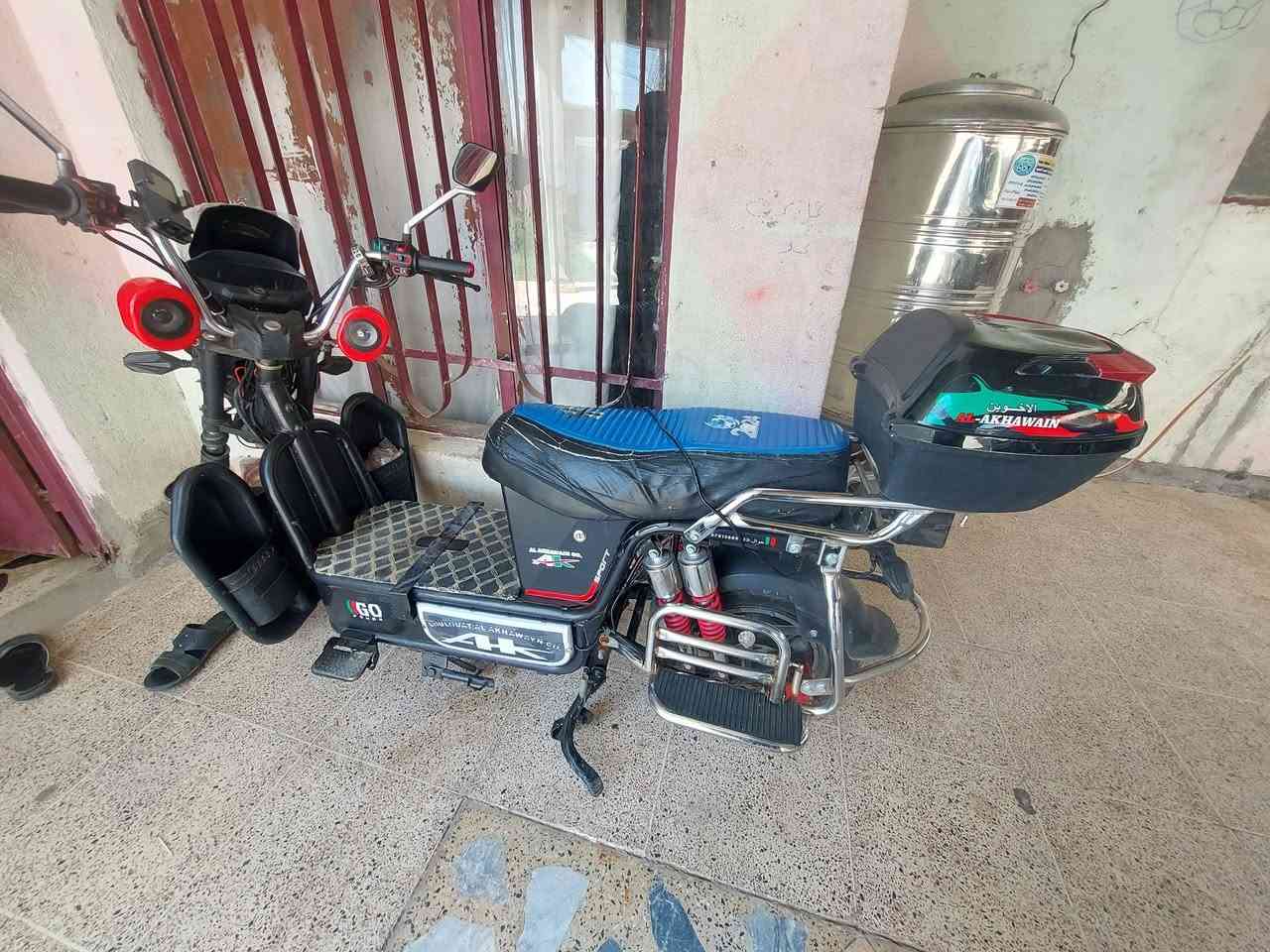 السلام عليكم دراجه جبلي  2025
(6بطاريات)فول ع الفحص✅

جهاز مانع سرقه ✅

دبل إشاره ✅

زنون عالي وناصي ✅

نشرات كلها شغاله ✅

أشاير يمنى ويسى شغال ✅

بصمه شغاله ✅

قفل الموطور للامان شغال ✅

ام بي ثري شغال ✅

دبلات حمل عالي ✅

تواصل واتساب او اتصل ع الخط 

مكاني فلوجه

***********
