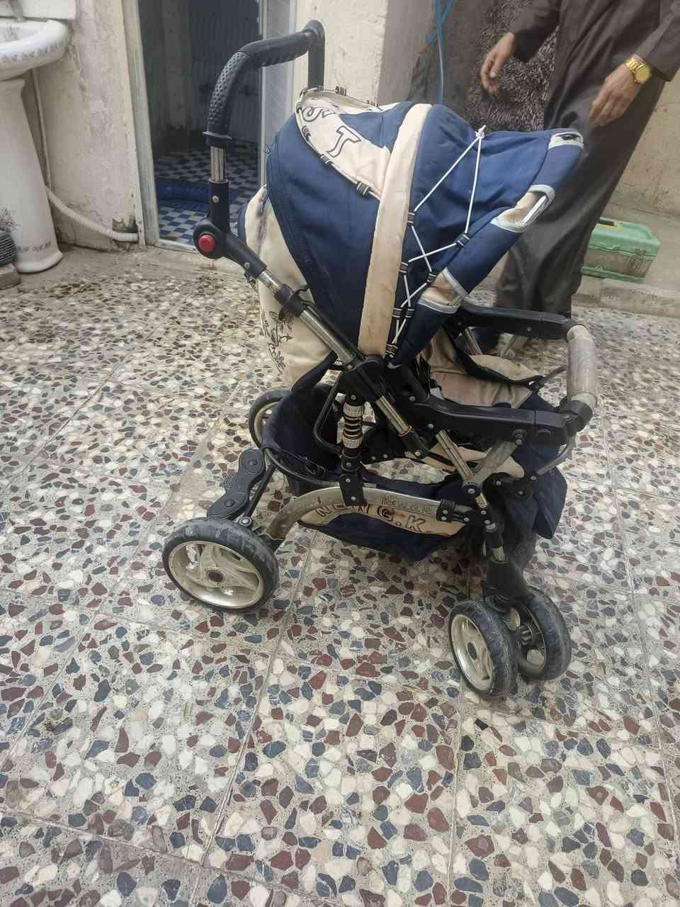 السلام عليكم عربنه
جديده نضيفه السعر 75 او بيهه مجال 
المكان بغداد الشعب 
***********
