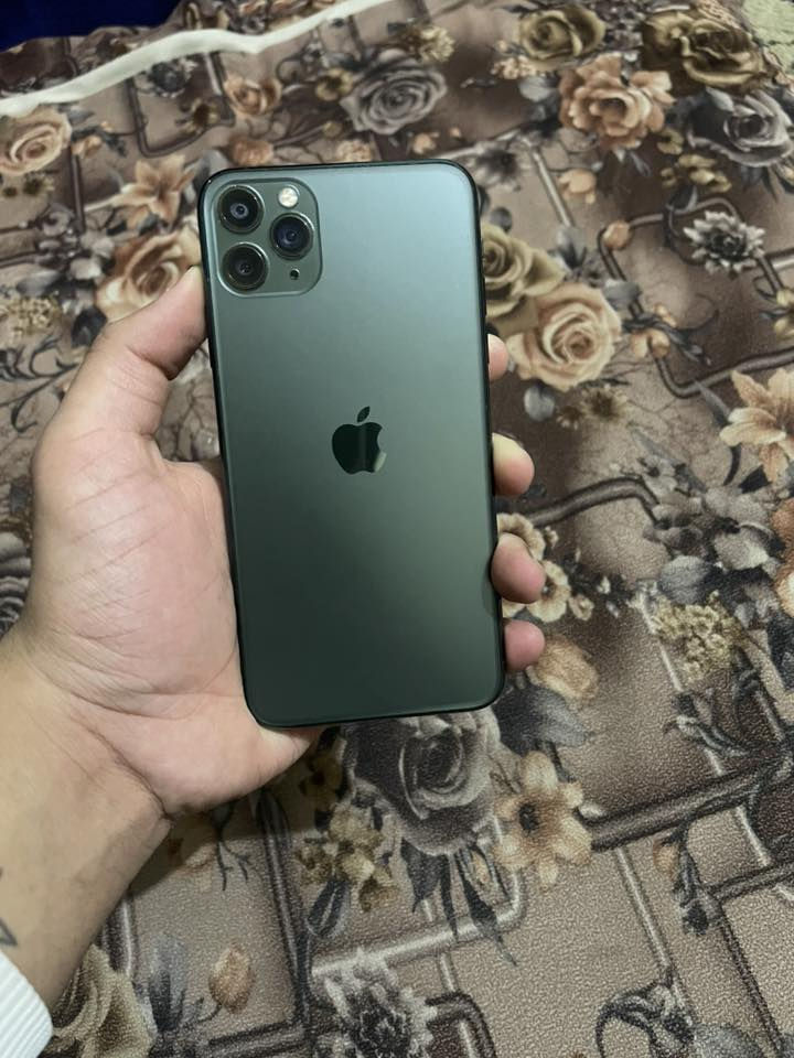 السلام عليكم متاح ايفون ١١ برو ماكس مبدل شاشه اصليه الله شاهد أصلا ممبين مبدل شاشه بس بيه نقطه صغيره مامبينه بل شاشه ولا تاثر عل شاشه +بطاريه خدمه يعني تطلع بل ٥٠ 

مالته الصليه مامبدله وأساسا أنساه بشحن ميصرف الله شاهد 

الباقي كله شغال 

سعر تليفون ٢٦٥الف رقم الهاتف ***********

مكاني بابل نادر
