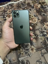 ايفون ١١ برو ماكس • شاشة مبدلة اصلية • بطارية ٥٠