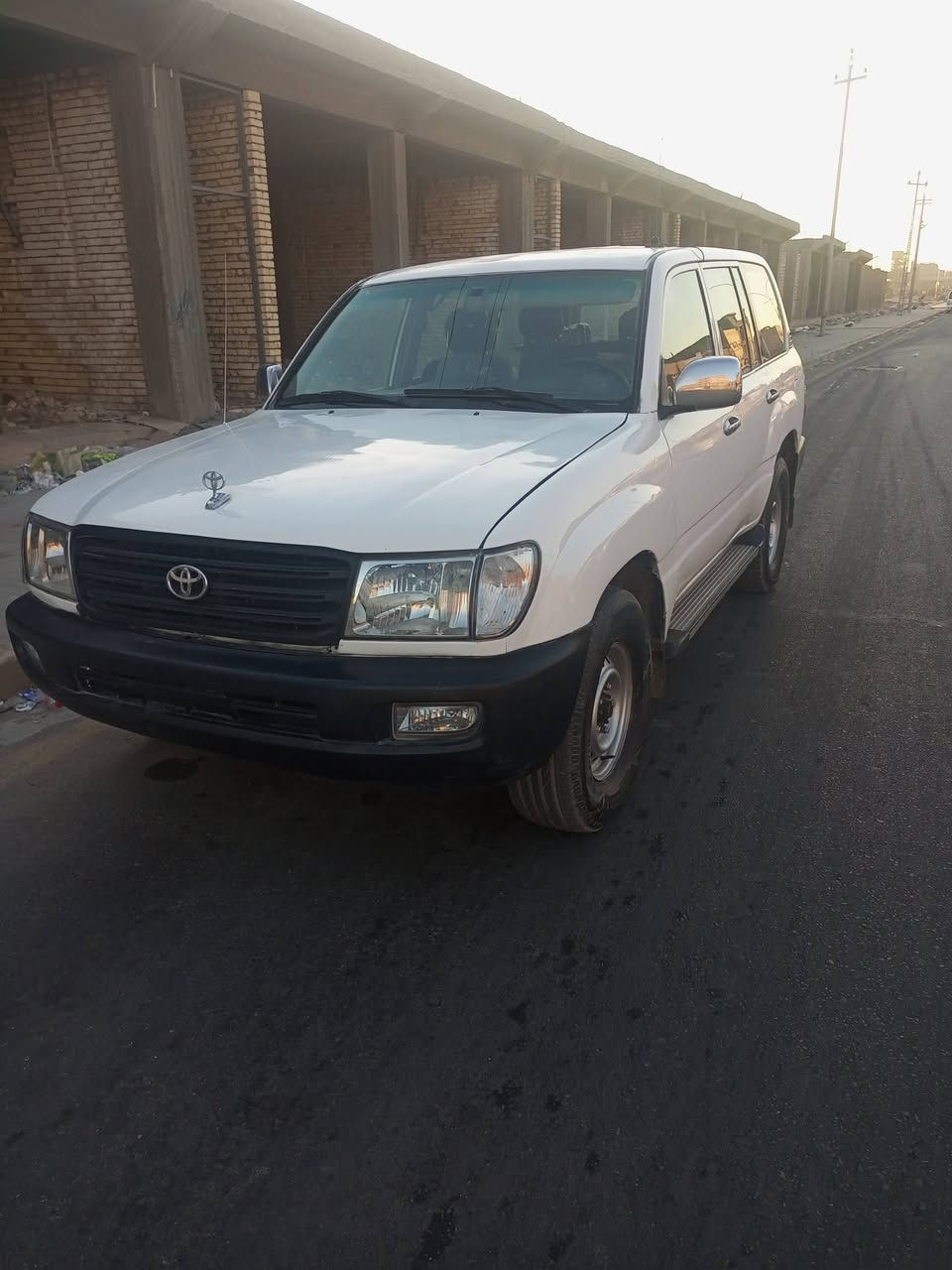 لاندكروز مديل 2004 وزارت داخليه ترقم بسمك وكاله ام باركود بسمك  بيه كتاب من وزارت داخليه اكفلك ترقيم وكل اصولياته سياره ما بيه ضربه  بيه صبغ عام الجماليه كير مكينه اكسن مكفولات مكان السياره السماوه المركز المدينه سعر 80 وبيه مجال رقم التواصل ***********
