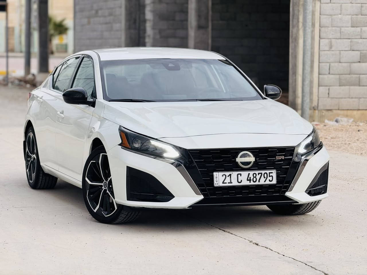 نيسان التيما موديل 2023 رقم سليمانيه بسمي وارد امريكي حادثه جاملغ وبونيد مواصفات SR بصمه تشغيل عن بعد شاشه وكامره رادار امامي خلفي جانبي كوشن جلد كوشن كهرباء محرك 4 سلندر 2500 السعر 173 وبي مجال مكان السياره خانقين ***********
