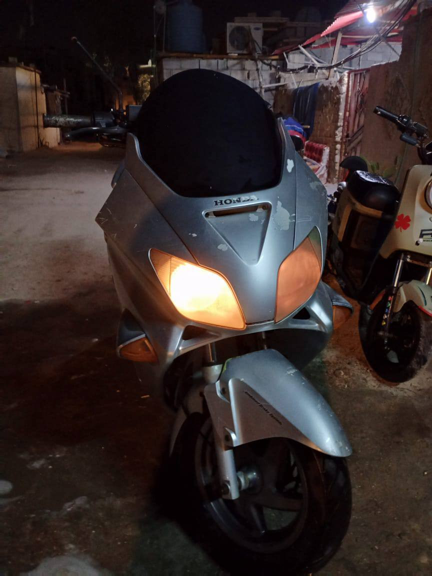 سلام عليكم دراجه فورزه صفر 6 لبيع دراجه نقصه فيت بم دراجه ابيع عل وضعه سعره 600 وبيه مجال أو مراوس ماكس مكان البصره الجنينه
***********
