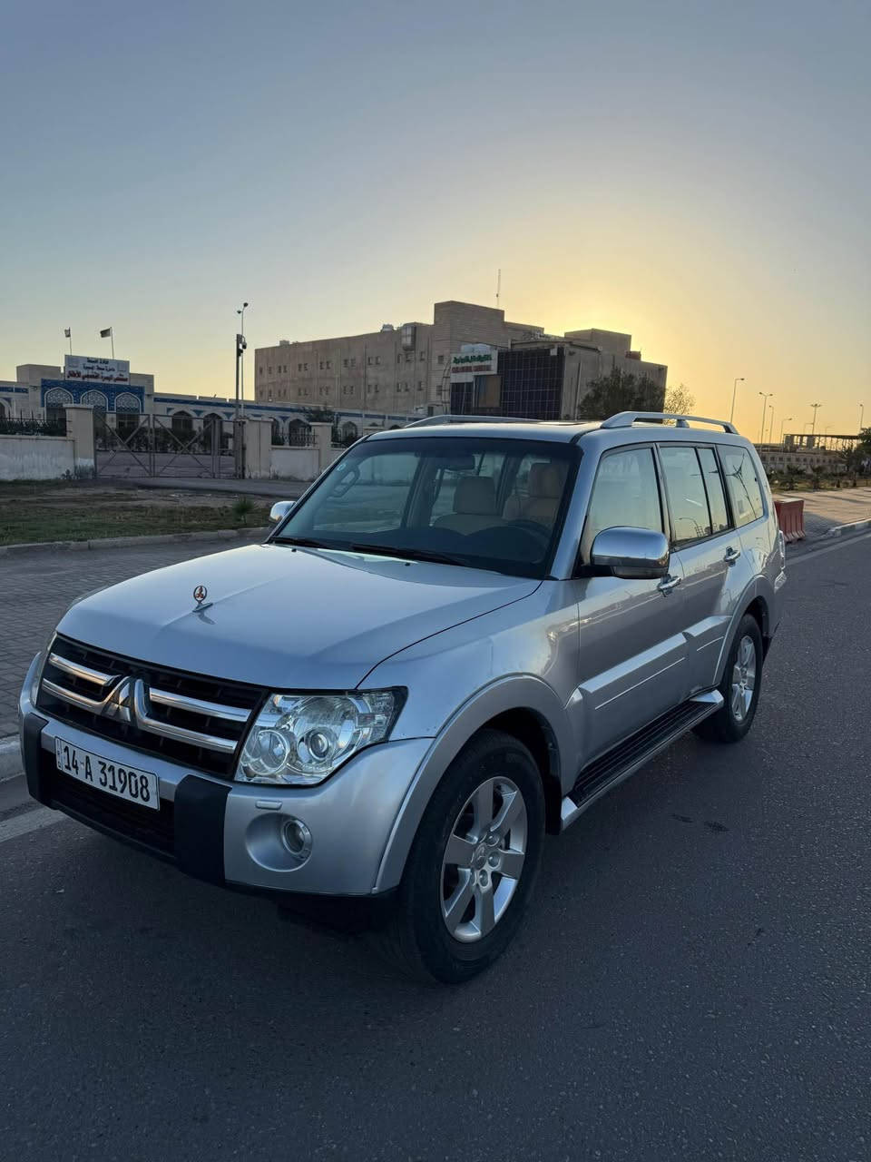 للبيع ميتسوبيشي بايجيرو 2008

سيارة وارد خليجي فول مواصفات حبتور مكفولة من الضربه والتبديل رقم بصرة بسمي سيارة جاهزه من كلشي السعر 118 للاستفسار : *********** البصرة, العراق
