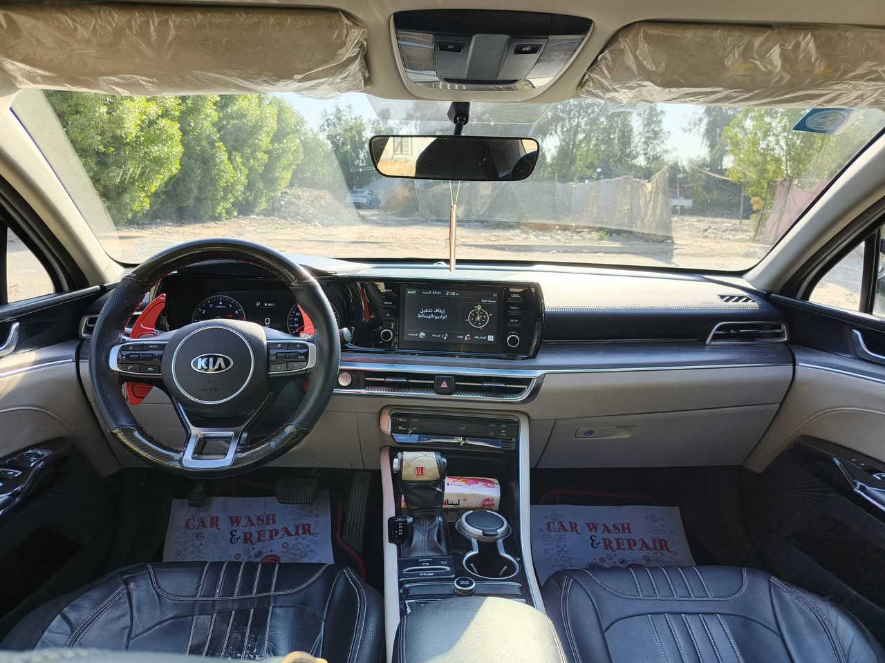 السلام عليكم 
كيا كي فايف خليجي الدولية العراقية موديل 21
المواصفات:
محرك 2000 دوش 
شفتات ستيرن
تبريد لمس
حساسات 360 درجة
كامرة خلفية 
دخول ذكي
صندوك ذكي
تشغيل عن بعد
نظام ترحيب
ويل كب 18 انج
تبريد خلفي 
شاشة أندرويد أوتو وابل كار بلي
الإنارة الخلفية متصلة 
ليد لونين
 بيها تلحيظات بسيطة موجودة بالسونار 
رايدها ب197 وبيها مجال
السيارة باقي شهرين يخلص ضمانها
السيارة رقمها بغداد وبيها هزة جديدة 
مكاني بغداد الشعب حي البساتين
رقمي: ***********

