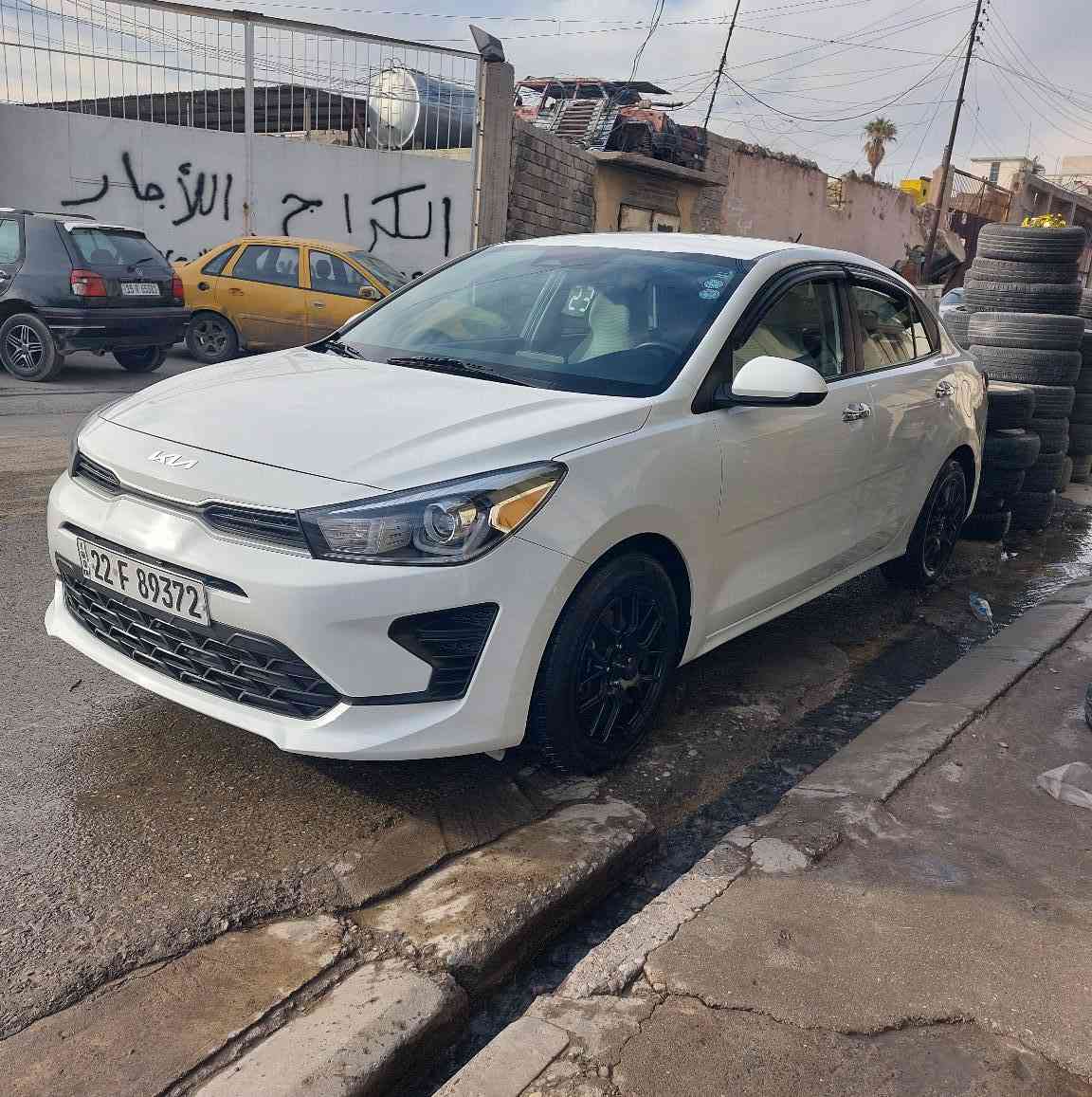 السلام عليكم 
كيا ريو ٢٠٢٣
فول مواصفات ماعدا الفتحه
حساسات تحكمات 
رادارات امامي خلفي
قيادة ذاتيه 
كروز سرعه 
تشغيل بصمه
ليت زينول اصلي 
بصمه ابواب ثنين
ماشيه49 ميل 
حجم المحرك ١٦ دوش
الكير cvt 
الضرر 
باب تبديل وباب تصليح
السعر135
مكاني موصل 
*********** موصل, نينوى
