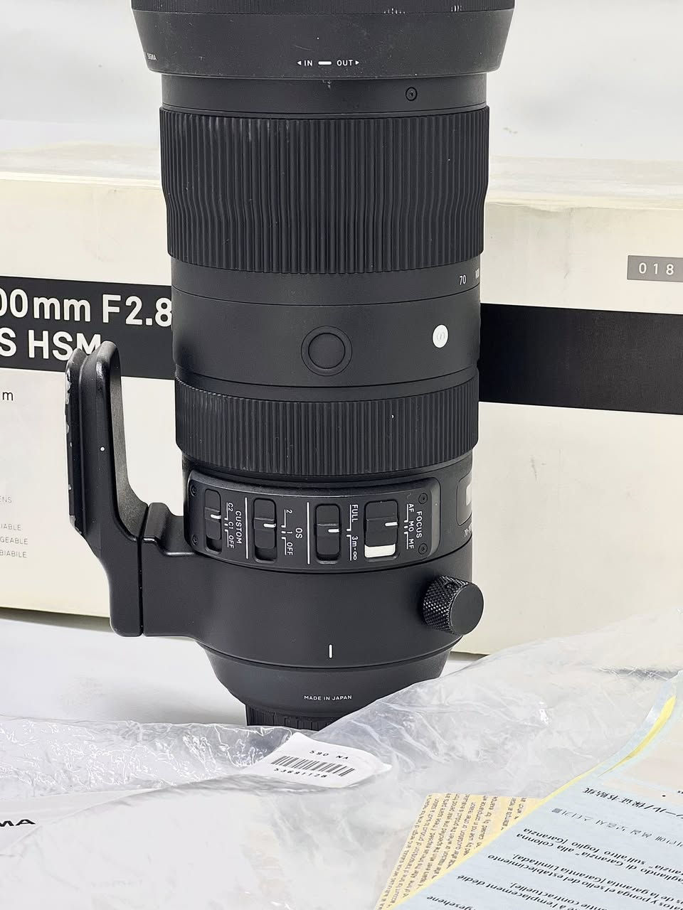 عدسه نيكون 70-200 فتحه 2.8 S سبورت
نضافه 100/100 زلخ مابيها 
كامله من كلشي كارتون كتلوك
السعر خاص 
***********
