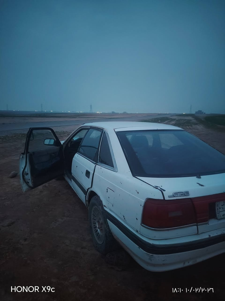 السلام عليكم
سيارة مازدة للبيع كير محرك شرط 

رقم نينوى شرط الوكالة والتحويل 

السيارة نضيفة يرهم مراوس حسب القناعة 

السعر 28 وبيه مجال 

الاستفسار :***********: 

***********
