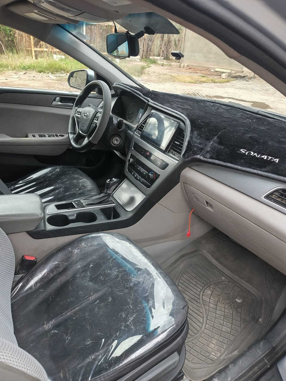 السلام عليكم اخوان سوناتة ٢٠١٥ كلين كفالة عامة صبغ وتبديل المحرك ٢٤٠٠ رقم نجف بسمي السيارة ما عايزة برغي كفالة كير حدادية محرك كارتون مال جناي مكاني كوفة تصال *********** السعر 120 وبية مجال الشراي
