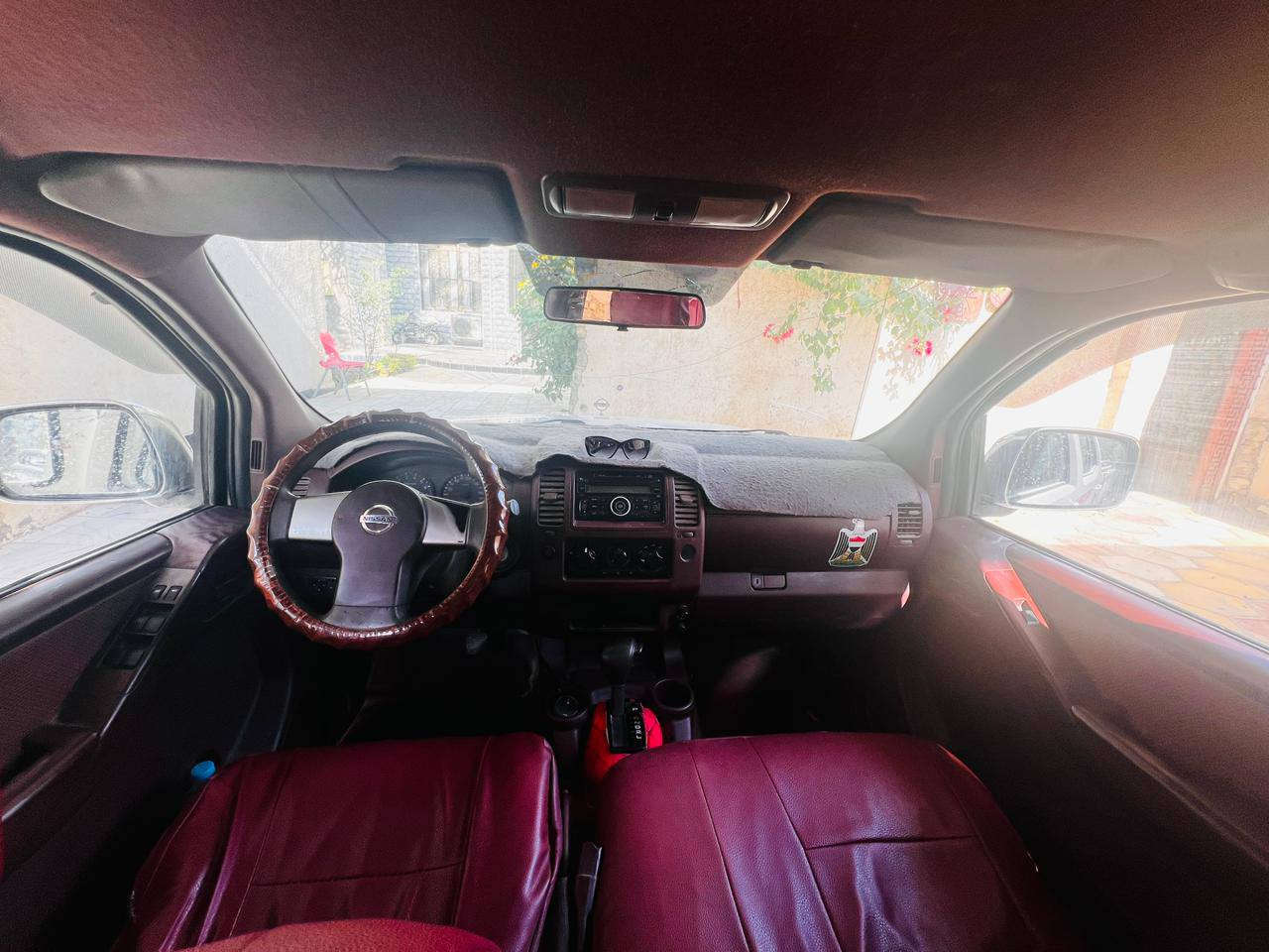 السلام عليكم ونيسان نيفارة مديل 9 محرك محور 3000 سيارة جديدة تخم تواير جدد رقم بصرة  السيارة الناصرية السعر 83 وبيهة مجال ***********
