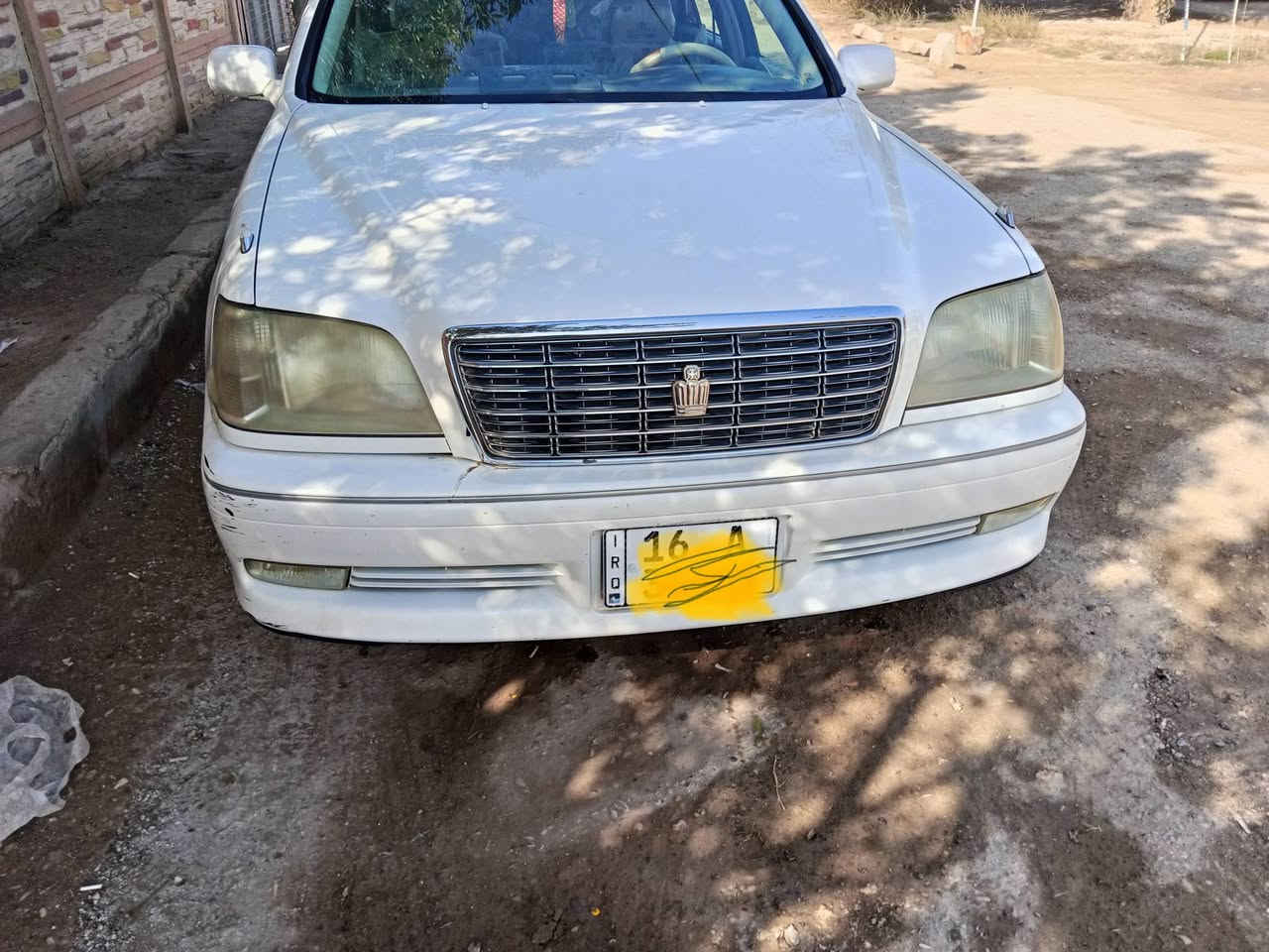 تويوتا كراون موديل 2000 كصة قماره فقط الباقي كفالة رقم قادسية انكليزي مكينة في في تي  السيارة جاهزه مكينه كير حداديه تخم تاير العنوان الديوانية الاستفسار ***********
