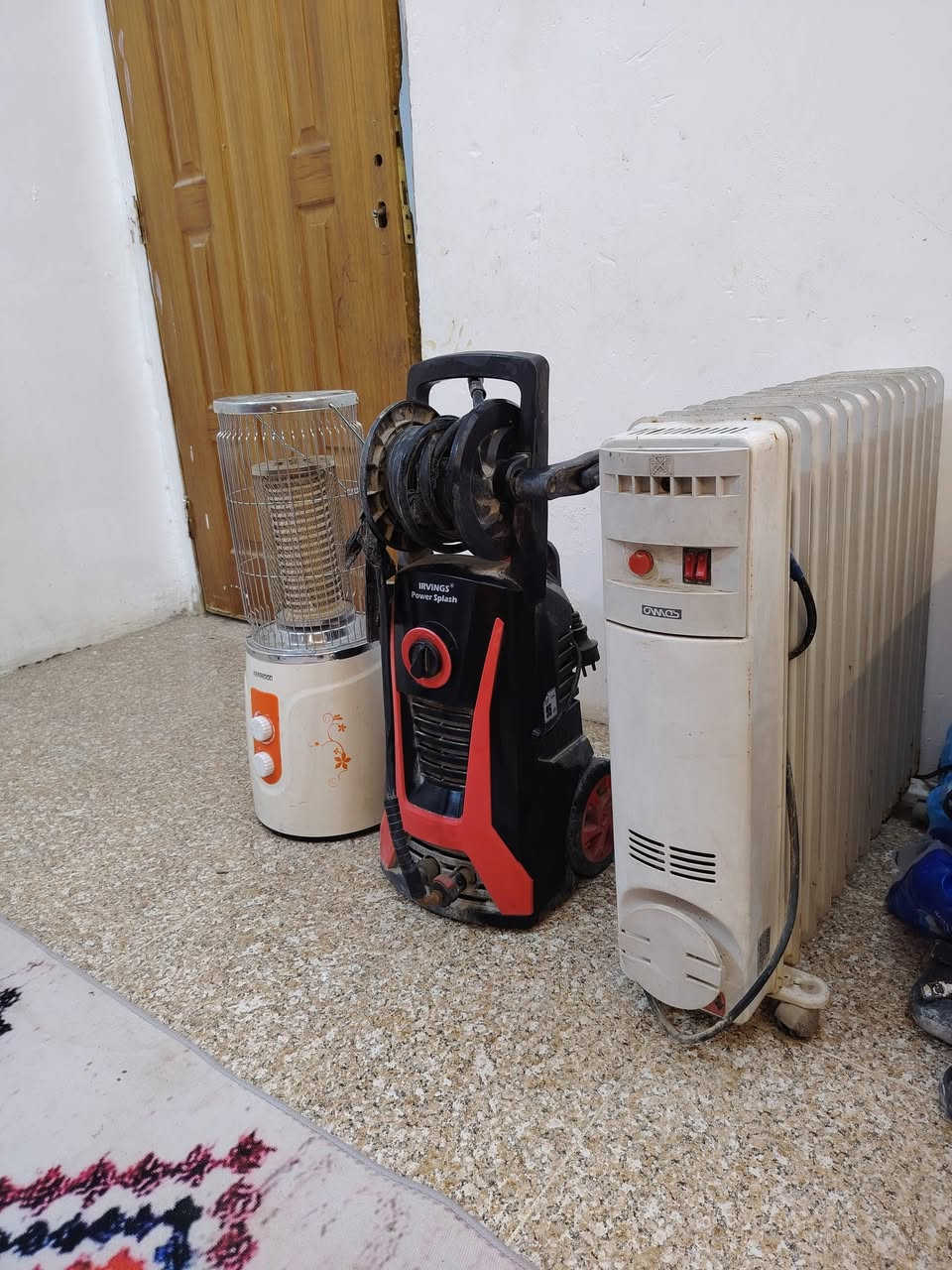 السلام عليكم أغراض مستعمله صوبه زيتيته السعر ٧٠والصوبه الكهربائيه ٤٥وفاره الغسل سعر مال باله السعر ٦٥ مكاني بغداد الشعب شارع الصحه ***********
