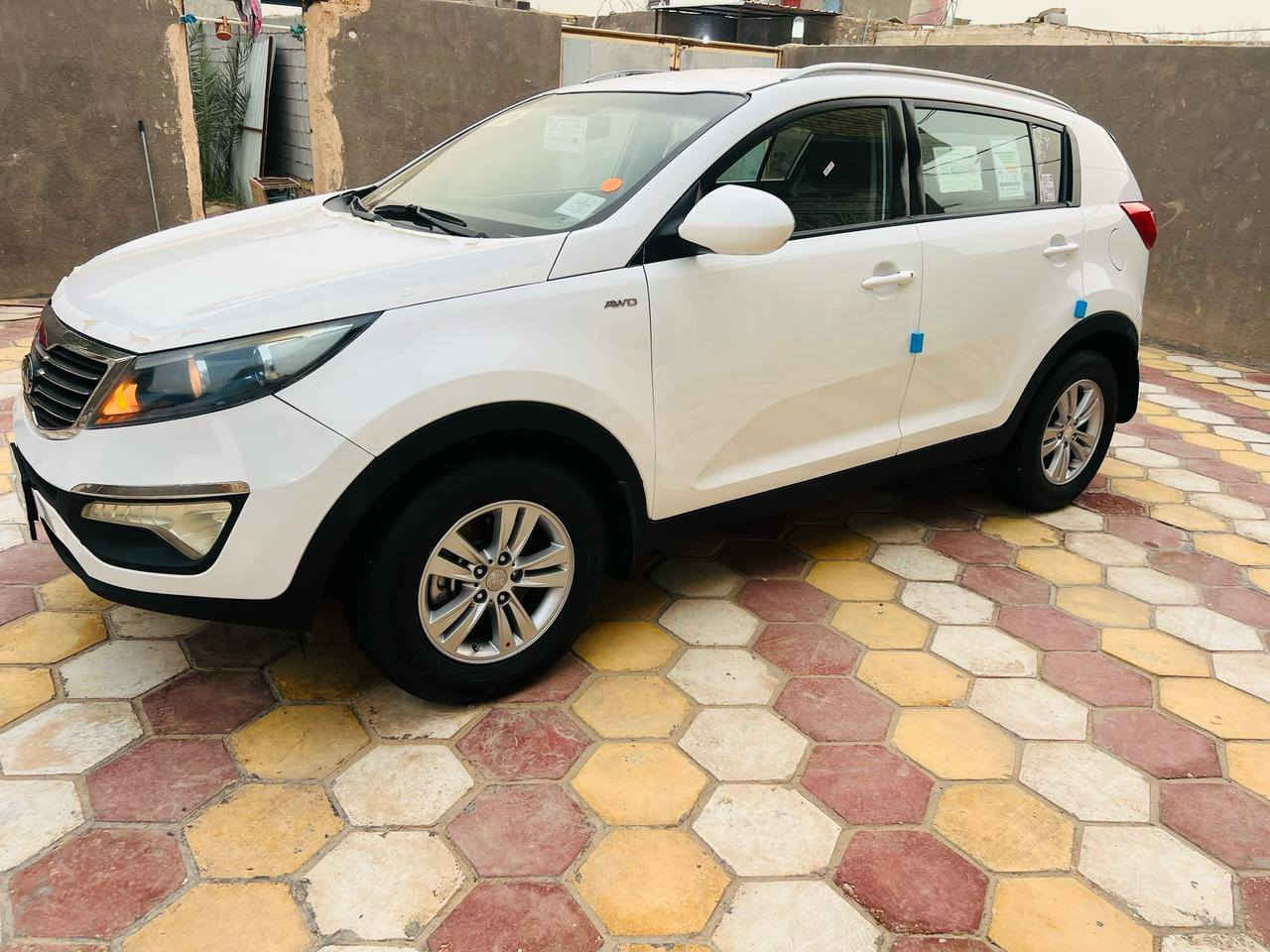 للبيع سبورتج 2011خليجي الصونار مرفق مع الصور محرك 2400 رقم ذي قار انكليزي بأسمي سنويه لغايه 2030
مكان ذي قار الشطرة
للاستفسار اكثر الاتصال او المراسله واتساب ***********
