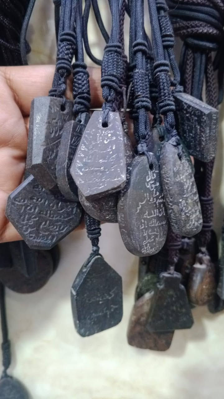 عباس اباد شغل يدوي ذمه جمله فقط لصحاب البيجات لناس على باب الله الفحص أمام المندوب يوجد توصيل لجميع المحافظات رقم الحجز الواتساب ***********
