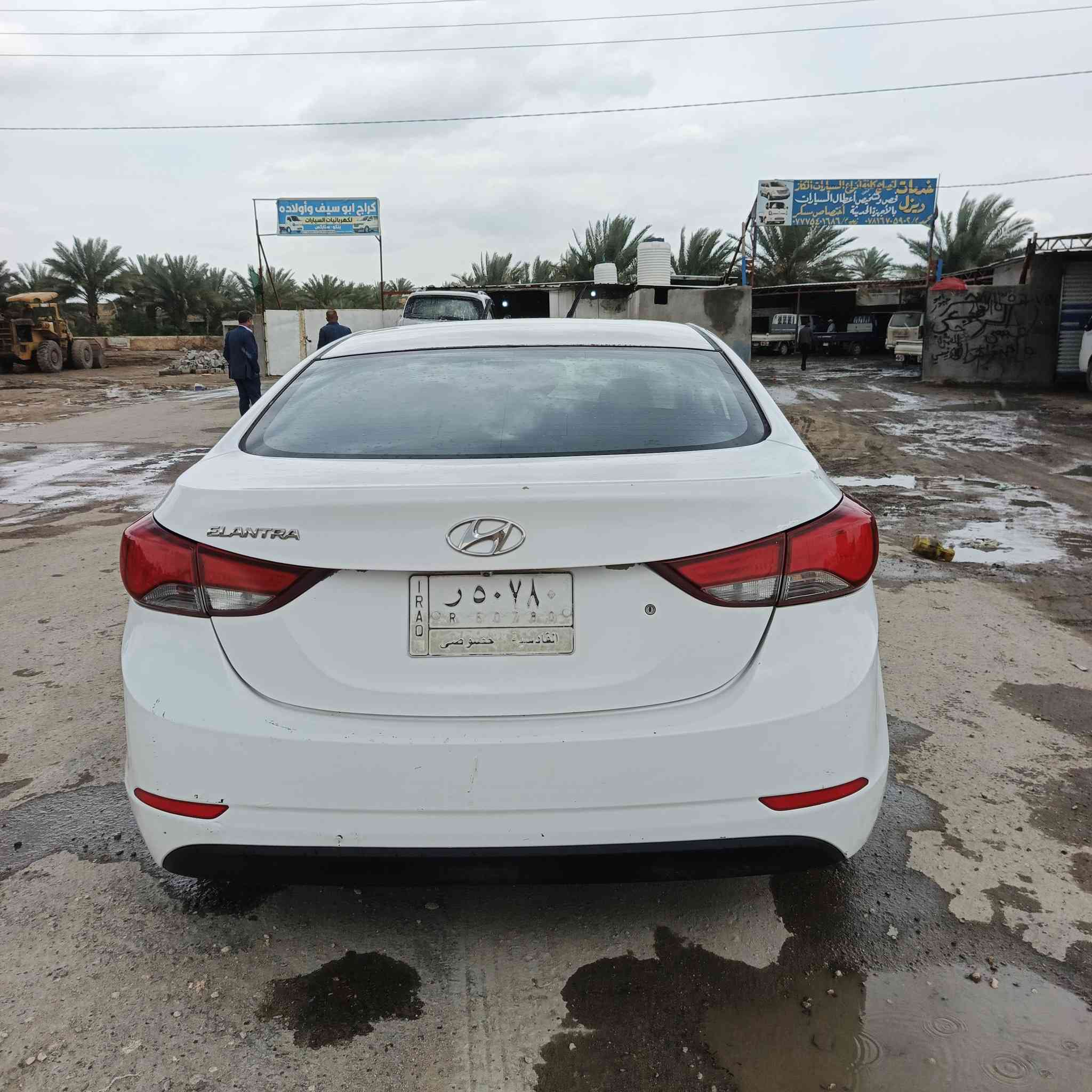 سلام عليكم لانتر 16خليجي نص فوال بيه هلال خلفي وشويه صبغ بل الدوسه مروس بجنبي مكاني بابل رقمه قادسيه تحويل ثاني يوم مكينه وكير وحداديه جداد رقمي ***********
