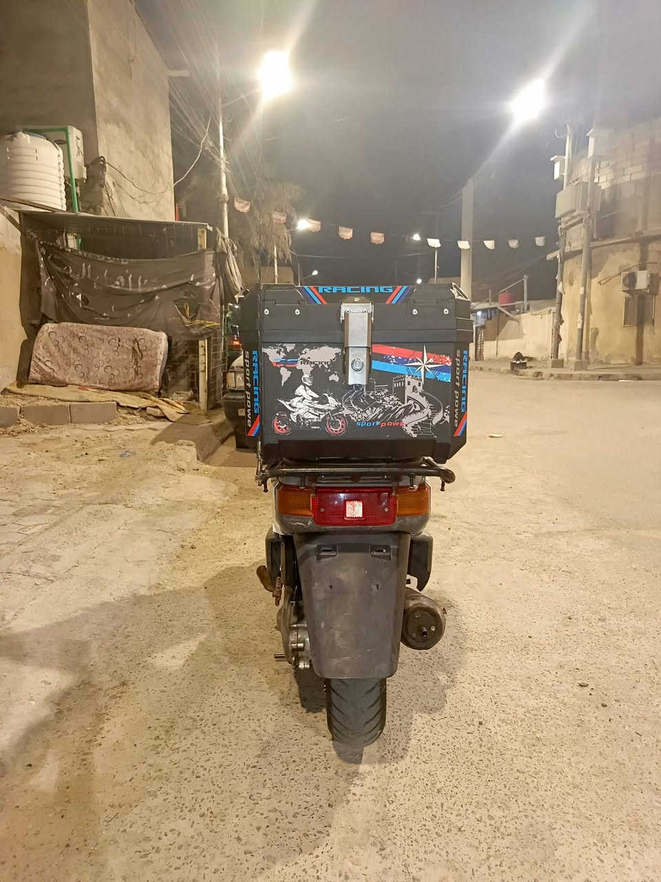 السلام عليكم دراجه بيكم للبيع جديدة كلشي شغال بيها من الطول الطول  السعر 750 الف  العنوان بصرة اي استفسار الرقم ***********
