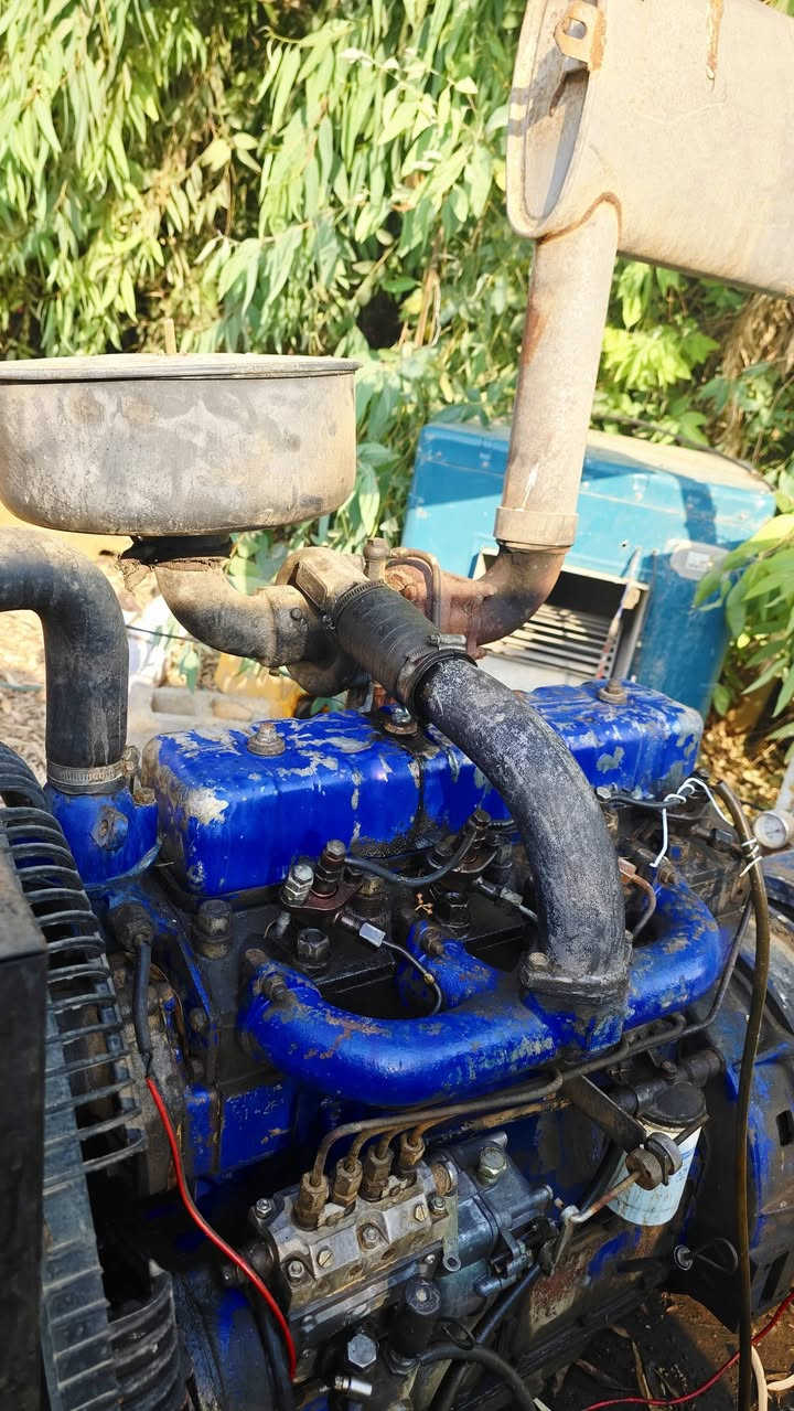 مولد بيركنز4بستم نظيف شرط لا تنقيص ولا تبخير دينمو 30 KVA جاهز السعر 15 ورقة


**إذا كنت صاحب هذا الإعلان وتريد حذفه لأي سبب، رجاءا أرسل رسالة إلى الدعم الفني**