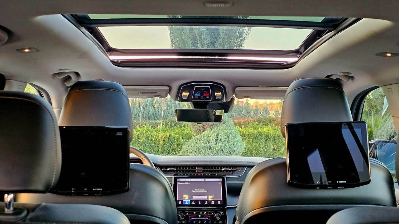 Jeep grand sheroke 
***********
***********
limited Plus INDIVIDUAL 
مۆدێل ٢٠٢٣
جيب كراند شيروكي موصفات ليميتد بلاس انديفيجوال استيراد خاص وارد امريكي حادث جدآ خفيف بدون دواخل 
بيلادي ٣ شاشة و مرايه داخليه كاميرا و ٣٦٠ درجه كاميرات و رادارات كراسي جلد و تدفئة و تبريد وخزن ميموري وارليس جارج 
وارد امريكي حادث جدآ خفيف بيها بابين مبدل نفس لون بيلادي جهه سايق مكانين تكحيل
سعر ٣٤٥ $
1c4rjkbg2p8107220 السليمانية, العراق
