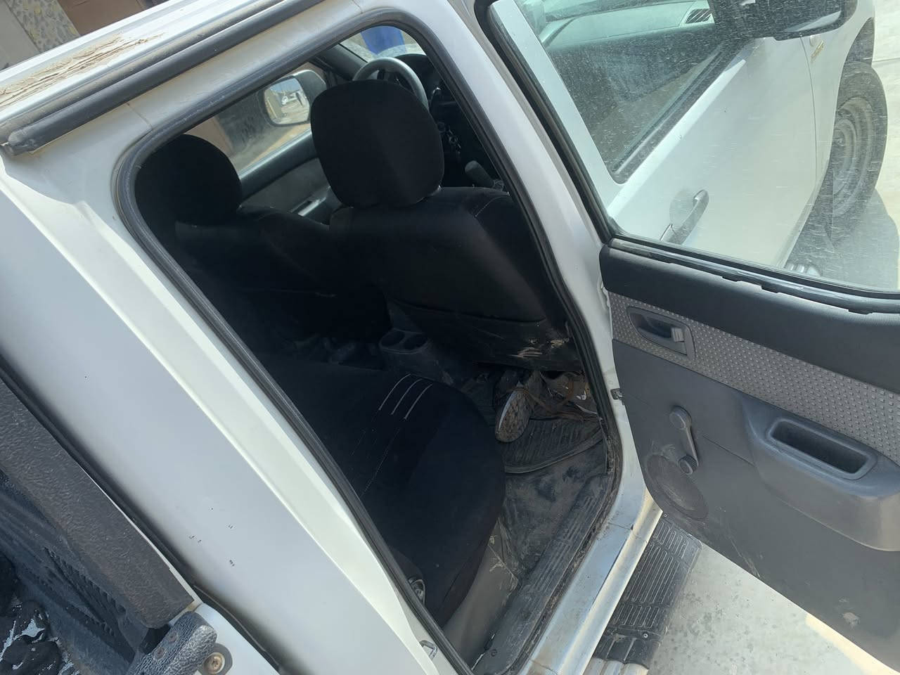 بيكم دبل قمارا مازدا ٢٠٠٧ بدون صبغ كير ومحرك شرط كير عادي رقم نينوى دولي الشرعي يبيعك كابون بانزين سياره جاهزه ماتصرف عليها شي السعر ١٠٠ ورقه عنوان موصل شلالات للاستفسار 
صاحب السياره 
اسيا
***********
كورك
***********
