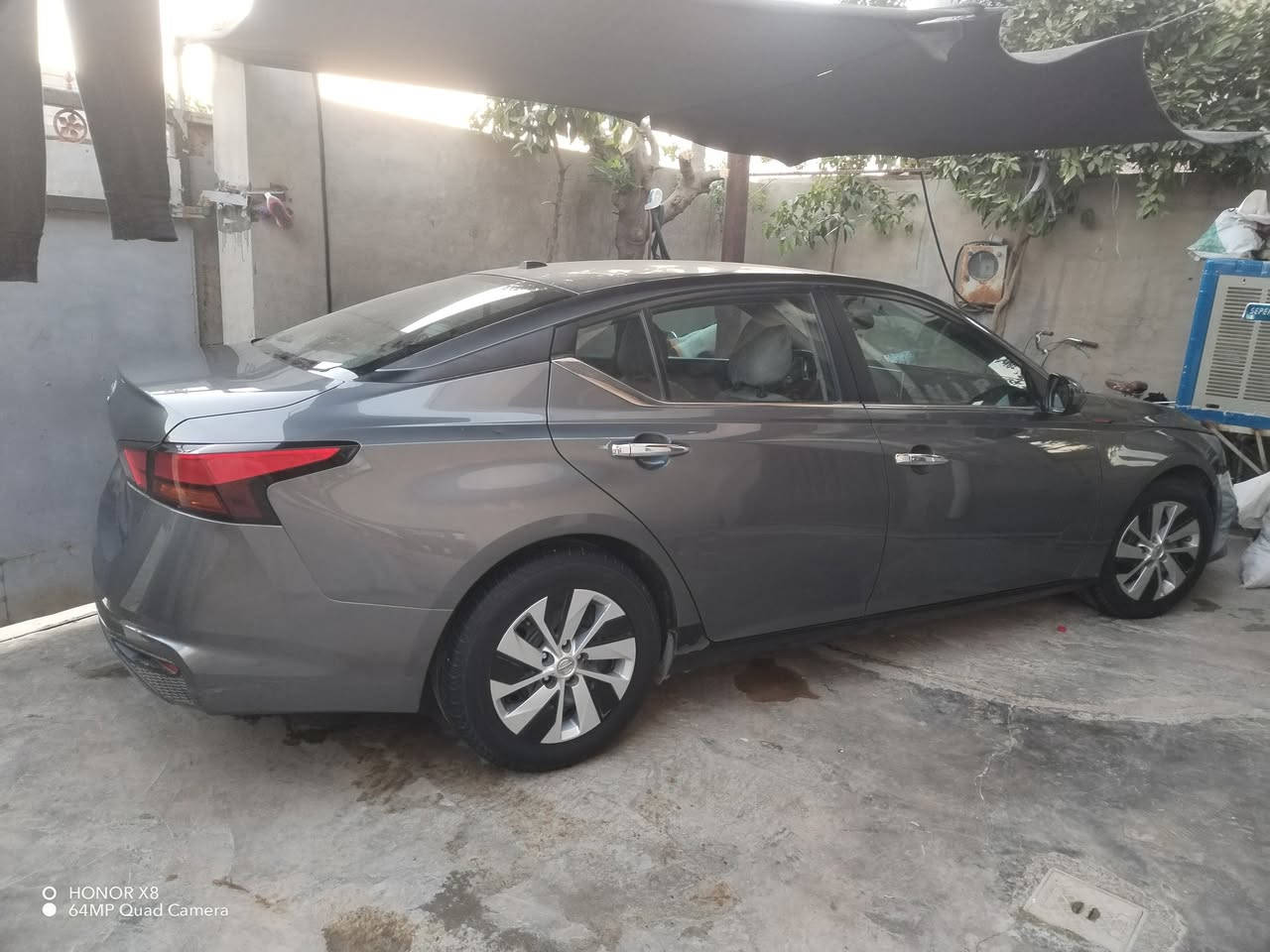 نيسان التيما 2019 بدون صبغ بيه شويه بارد مال امريكه رقم اربيل مكان السياره كركوك الشراي يتصل ***********
