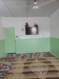 بيت تجاوز للبيع ٢٠٠متر قرب جامع جعفر الطيار الستفسار ٠٧٨٣٠٨٩٣٣٤١