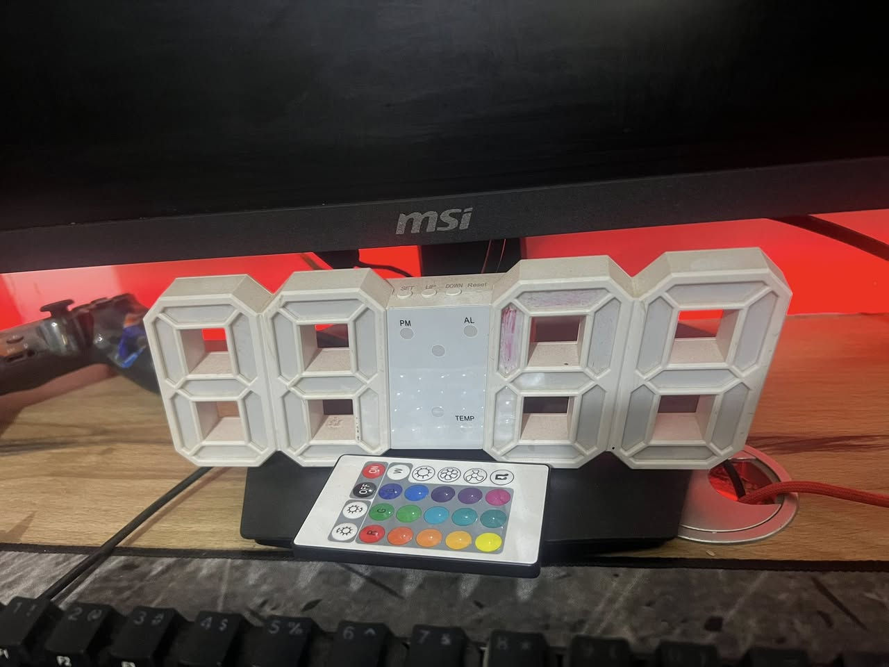 السلام عليكم الغراض هذه للبيع لان بعت حاسبتي مابيهن اي مشكلة ولا اي عطل استعمال نظيف
شاشة❤️‍🔥
من شركة MSI بمعدل تحديث 180HZ

كيبورد❤️‍🔥
من شركة (Redragon (K530 Pro فقط
قطعة الوايرلس ضايعه يعني يشتغل واير وبلوتوث

ماوس❤️‍🔥
ATTACK SHARK X11 من شركة
سماعة❤️‍🔥
من هايبر اكس ايربود 2 استعمال اسبوعين

مع هدية 🎁 
ساعة الكترونية موضحة بالصور

كل الغراض للبيع بسعر 200 الف السريدات القديمة شارع الصياد
هاتف ***********
مكاني بغداد السريدات القديمة شارع الصياد
