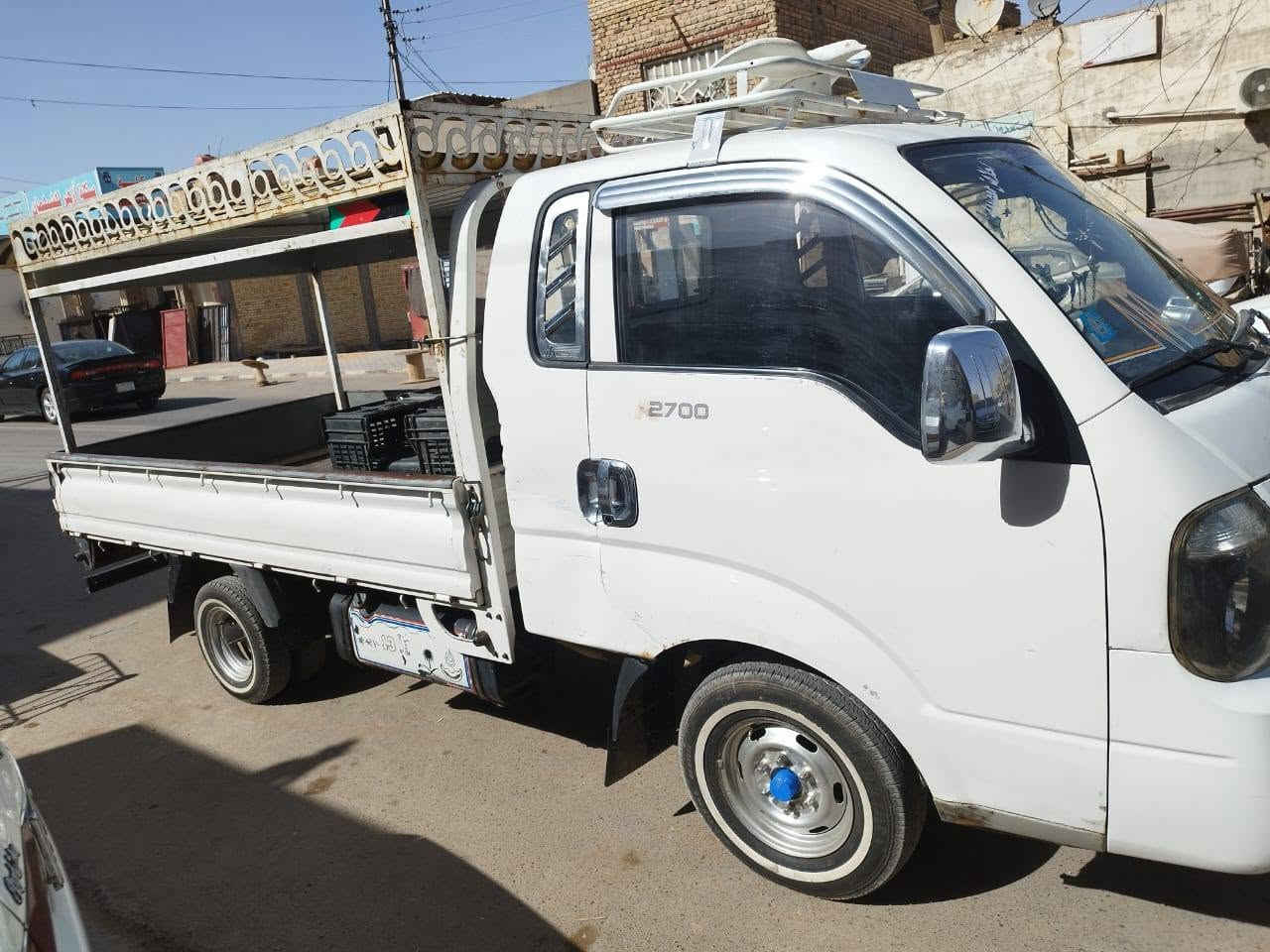 السلام عليكم سياره للبيع موديل 2014 مكينه كير اكسن كفاله من الصبغ بس بنيد جديد مبدل رقم انكليزي باسمي السعر 100وبيهه مجال مكاني نجف ***********
