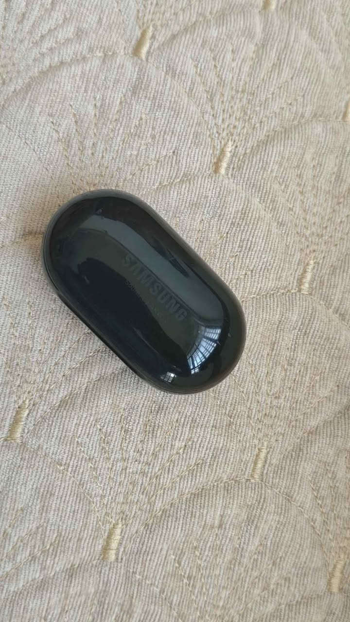 سماعات سامسونج Galaxy Buds+ (SM-R175) للبيع 

بسعر 30 الف فقط .

مع ضمان شهر كامل . كربلاء, العراق


**إذا كنت صاحب هذا الإعلان وتريد حذفه لأي سبب، رجاءا أرسل رسالة إلى الدعم الفني**