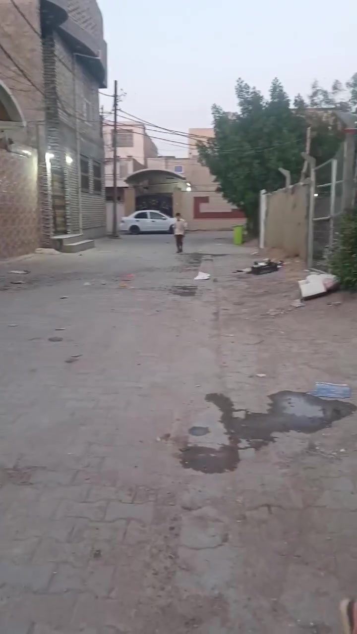 #للبيع بيت 220 متر حي #نجف  القادسية البيت ع ساحه حرف تي طابقين ٦غرف بي ٣ الطابق #بغداد الأول وطابق الثاني ٣ غرف...سطوح إثنين داخل البيت حديقه مربعه .. السعر ٤٠٠و بي #العراق مجال بناء مو حديث الآن بس كلش نظيف مرتب ..بي ..كراج سيارة وحده قريب ع سوك ع شارع المطار خلف مطعم فؤاد السيلاوي


**إذا كنت صاحب هذا الإعلان وتريد حذفه لأي سبب، رجاءا أرسل رسالة إلى الدعم الفني**