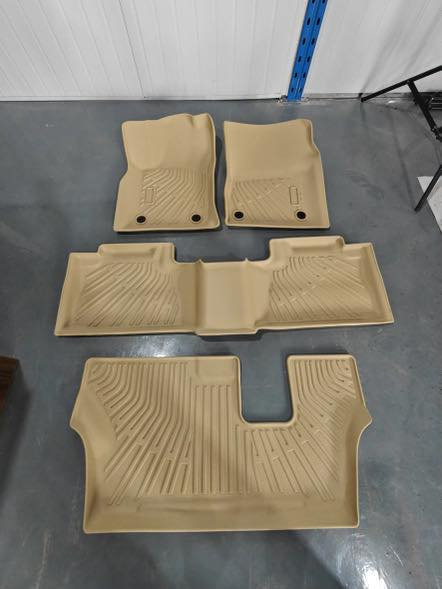 عرض العيد 
كل عام وانتم بالف خير 
ارضيات دورنكو بيجي 
سعر مخفض ٥٠ الف سيت ال ٧ راكب 
توصيل متوفر بعد العيد ان شاء الله 
***********
