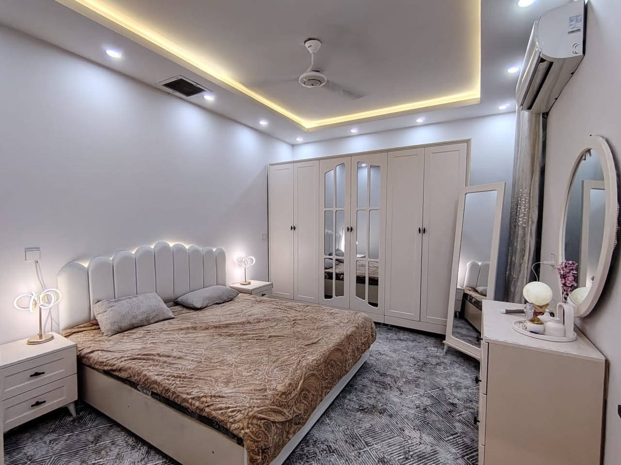 دار للبيع طابو زراعي مساحه 138م
موقع توله افروش طابقين فول  مقابل تربيه كوردستان 
السعر 85
***********
