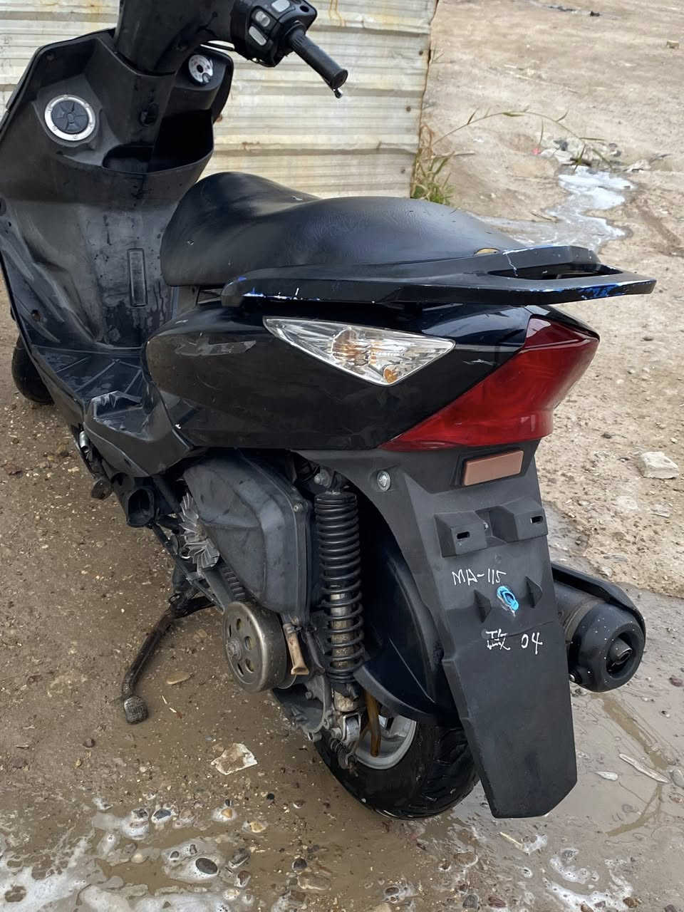 سلام عليكم ثعلب لبيع مكينه خرسه بلاديه كابرتر بلاديه كفرات تايوان لايت عالي ناصي اشاير يمنه يسره دبل اشاره دبلات امامي خلفي تايرات جدد هندر سلف نكره بكل وقت المكان بغداد حي ور الرقم *********** بي واتساب سعر 500 ول قبق مال هندر مو موجود
