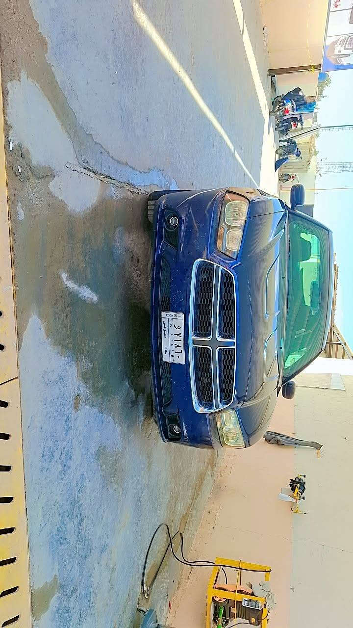 سلام عليكم جارجر للبيع ١٤ صبغ ٤ قطع فقط و ٢ تبديل سياره جديده ما مشتغله خط تبريد تدفئة رقم بغداد باسمي حداديه نظيفه وره و كدام مكاني حله *********** السعر ١٣٠ و بيه مجال
