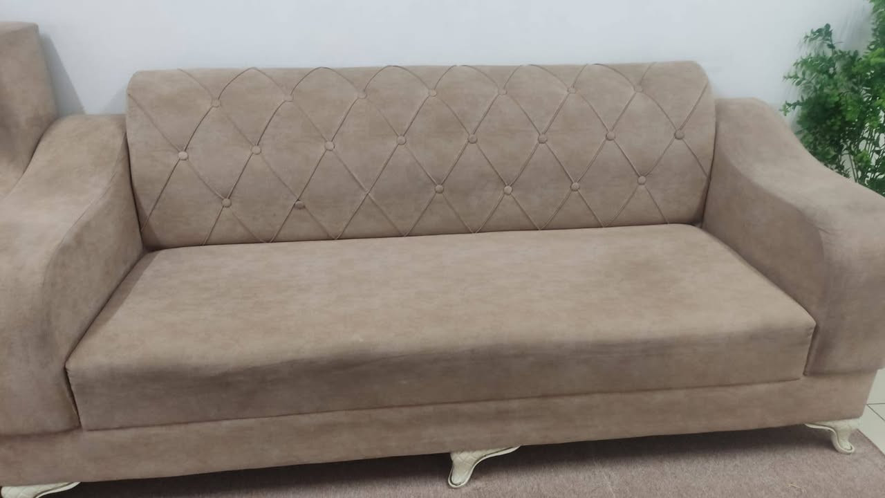 تخم تركي 7مقاعد نظيف كلش اي ضرر مابي وطبلات بعدها جديده وامرايه


**إذا كنت صاحب هذا الإعلان وتريد حذفه لأي سبب، رجاءا أرسل رسالة إلى الدعم الفني**